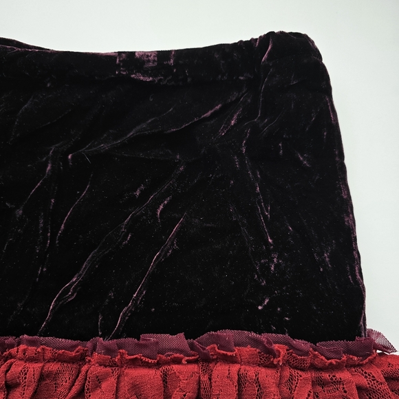 Sarissa Designs, Velvet Purple Red Boho Ruffles Skirt, - Picture 2 of 11
